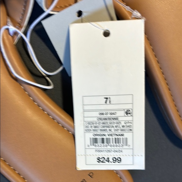 A New Day Women's Beige Slide Sandals - Picture 4 of 5